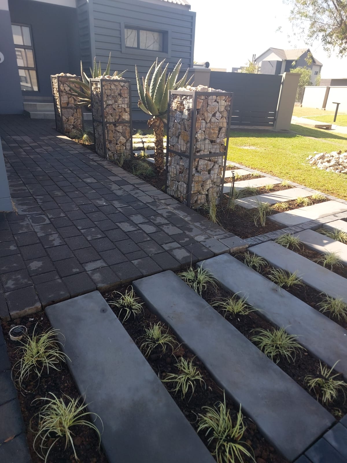 Landscaping-Midsteam